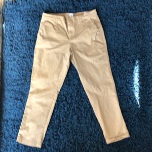 Gap girlfriend khaki size 8 chino